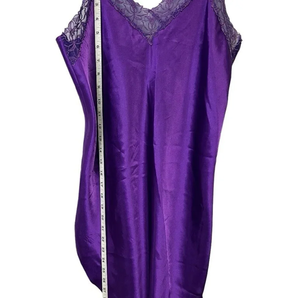 Vintage VS Gold Label Purple Embroidered Floral Lace Chemise Nightgown Slip - Picture 11 of 12